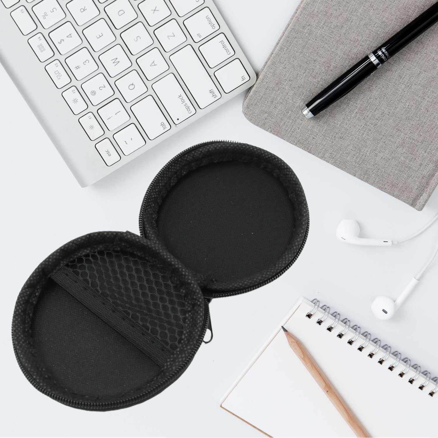 Cute round case for Airpods and cables