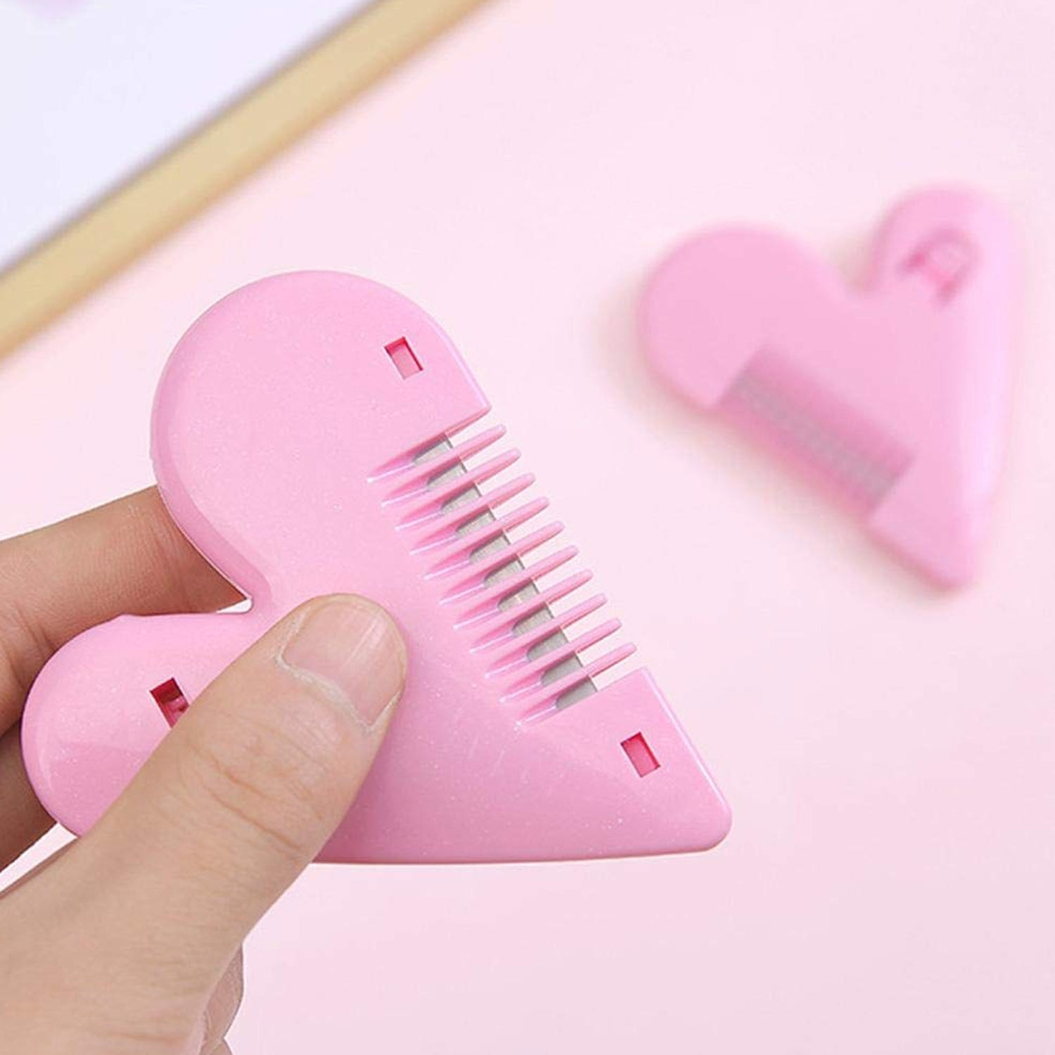 Compact Heart-Grip Trimming Scissors