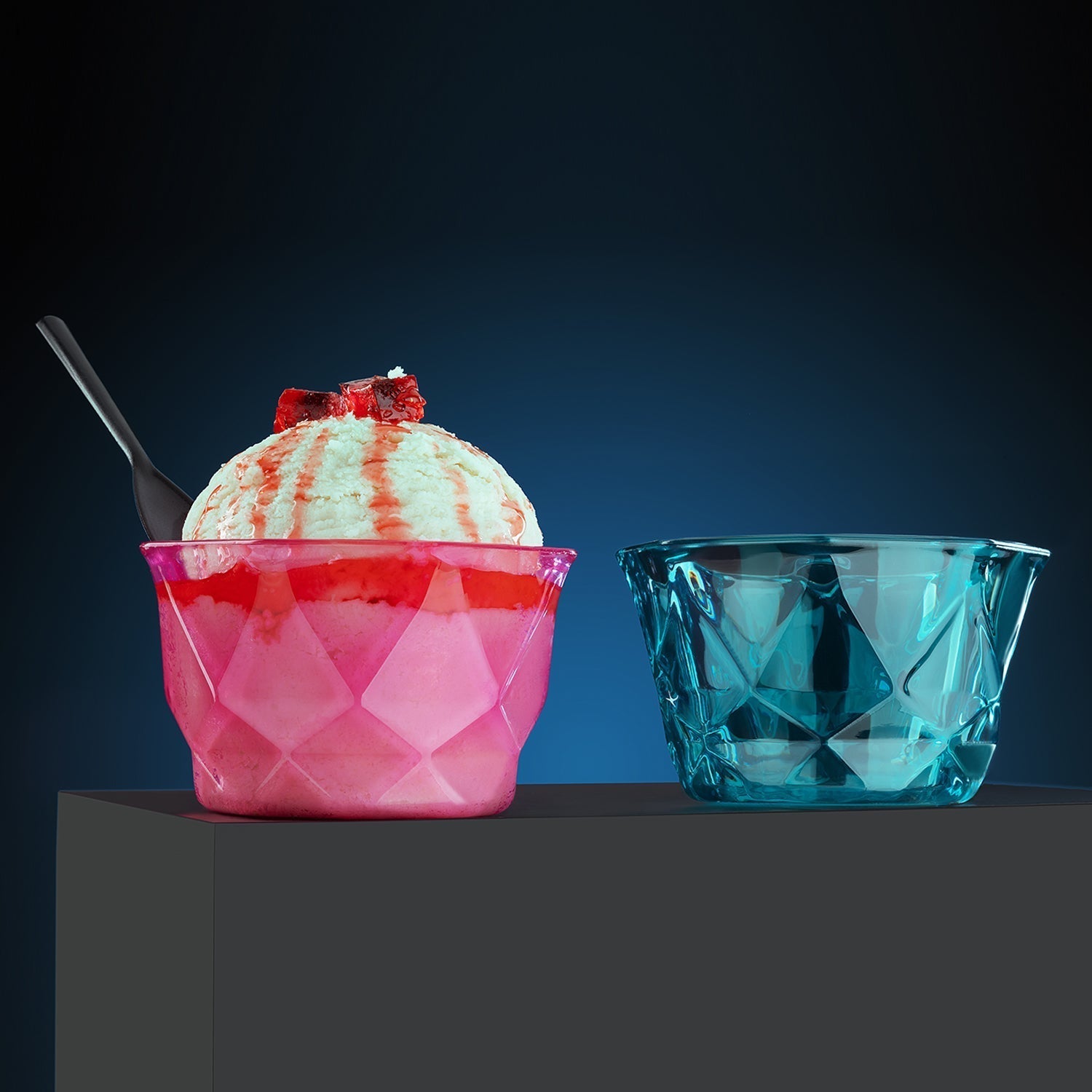 diamond-shaped ice cream bowls, set of 6.