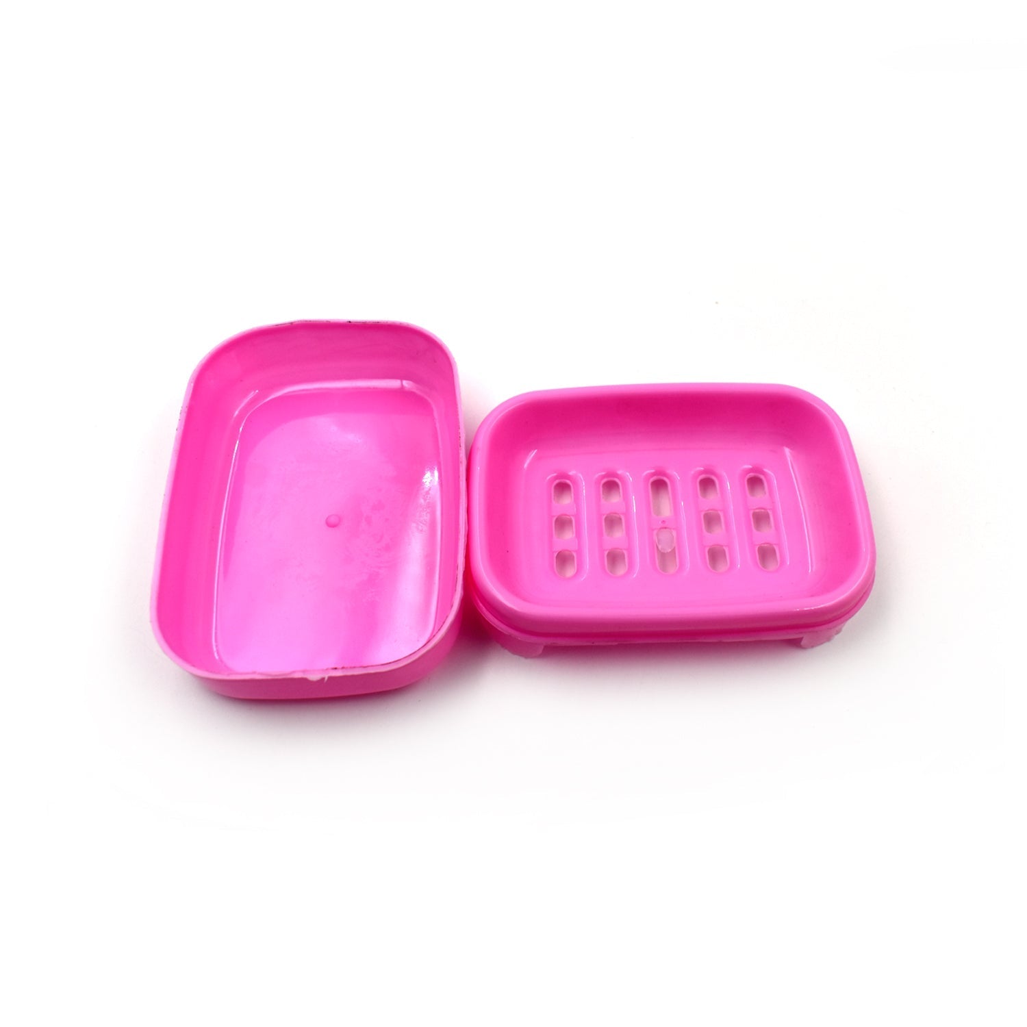 Covered plastic soap case for bathroom use