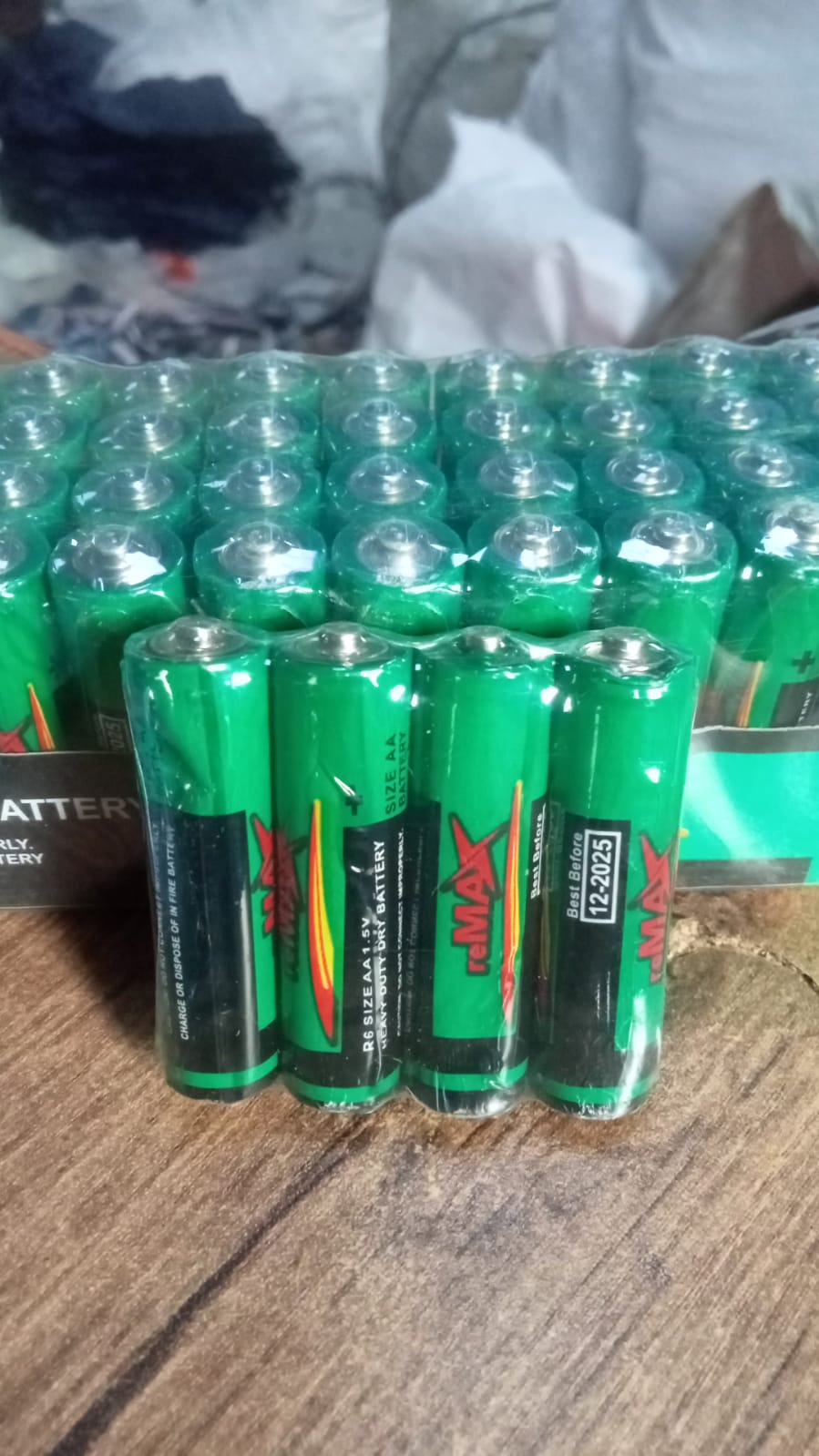 AA performance batteries, non-rechargeable