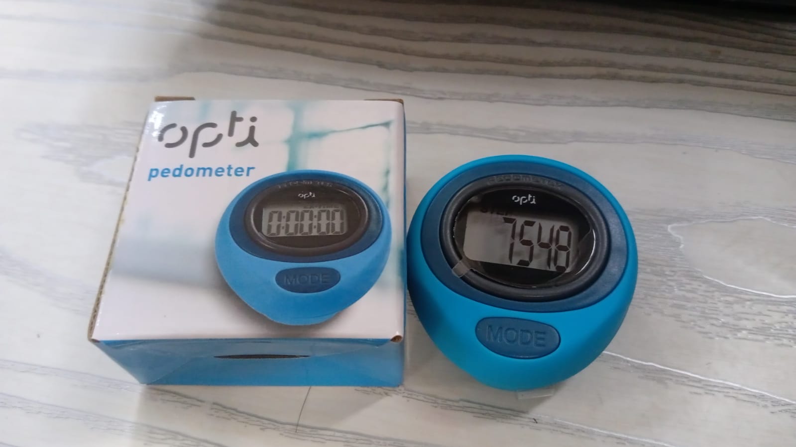 Advanced pedometer for walking and running, tracks steps, calories, distance, and speed.